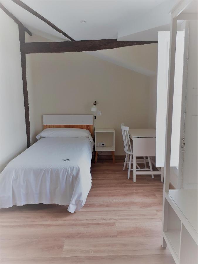 Hostal Lierganes Fluviarium Rooms Exteriör bild