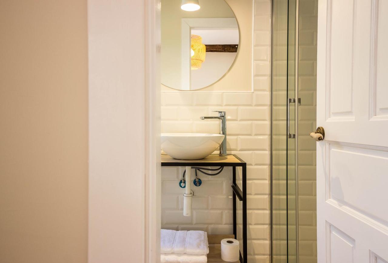 Hostal Lierganes Fluviarium Rooms Exteriör bild