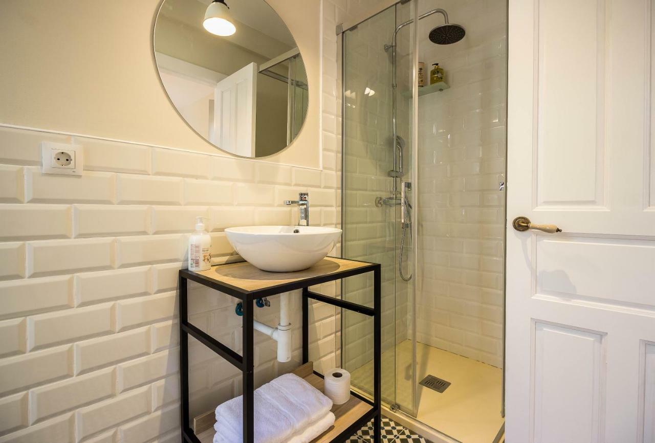 Hostal Lierganes Fluviarium Rooms Exteriör bild