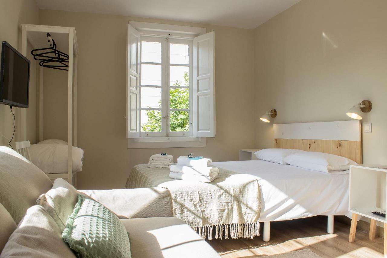 Hostal Lierganes Fluviarium Rooms Exteriör bild