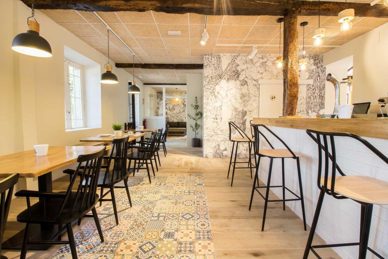 Hostal Lierganes Fluviarium Rooms Exteriör bild